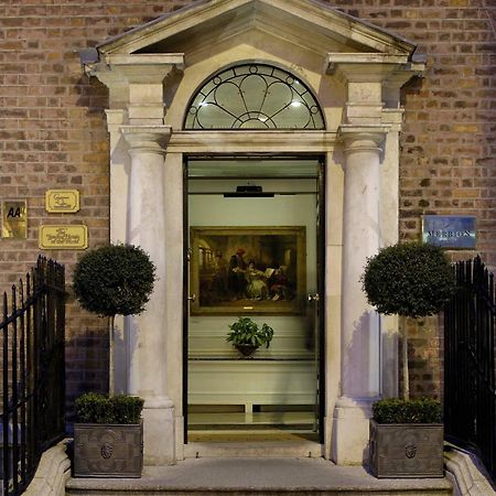 The Merrion Hotel Dublin Bagian luar foto