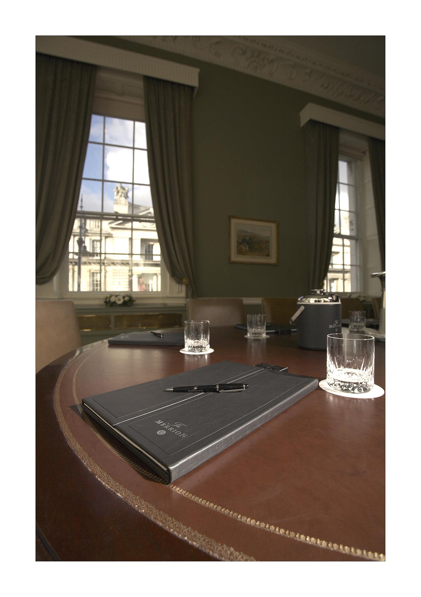 The Merrion Hotel Dublin Bagian luar foto